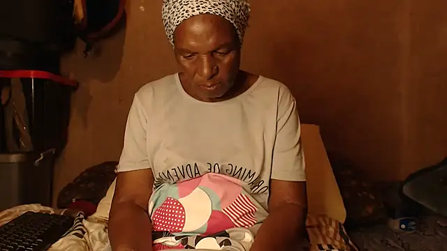 NaughtyGranny online show from 9, 2, 2025