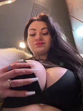 Wet  Bunny online show from 11, 3, 2025