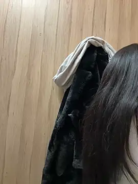 Wet  Bunny online show from 9, 3, 2025