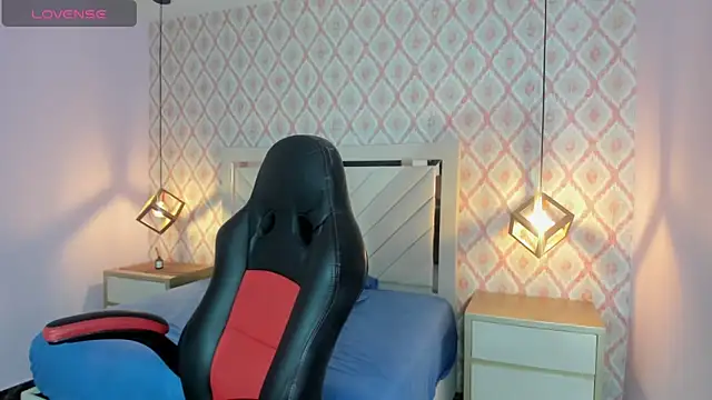 Snapshot of clarisKlein chatting on 25, 5, 2026 clarisKlein online show from 25, 5, 2026