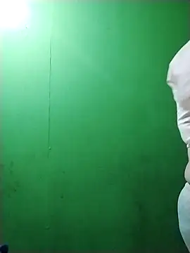 LaGochis07 online show from 8, 9, 2025