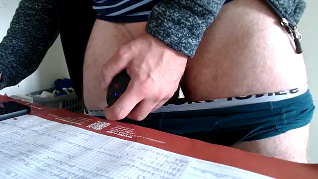 Snapshot of mrbigballs chatting on 4, 6, 2026 mrbigballs online show from 4, 6, 2026
