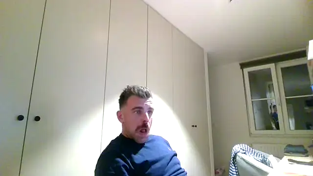 Snapshot of mrbigballs chatting on 25, 9, 2025 mrbigballs online show from 25, 9, 2025