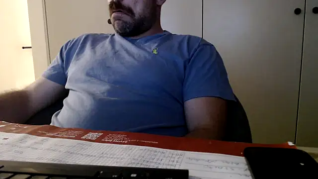 Snapshot of mrbigballs chatting on 3, 6, 2026 mrbigballs online show from 3, 6, 2026