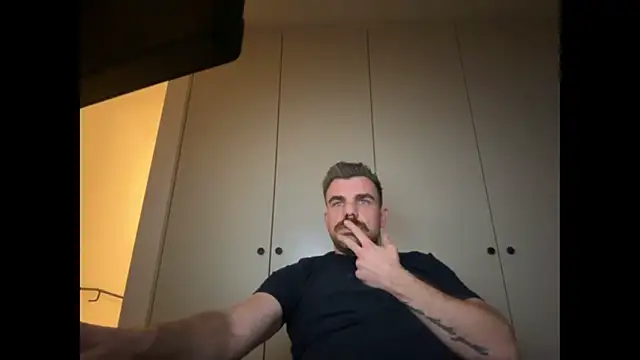 Snapshot of mrbigballs chatting on 2, 12, 2025 mrbigballs online show from 2, 12, 2025