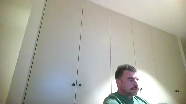 Snapshot of mrbigballs chatting on 13, 9, 2025 mrbigballs online show from 13, 9, 2025