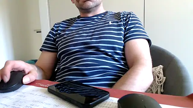 Snapshot of mrbigballs chatting on 16, 5, 2026 mrbigballs online show from 16, 5, 2026