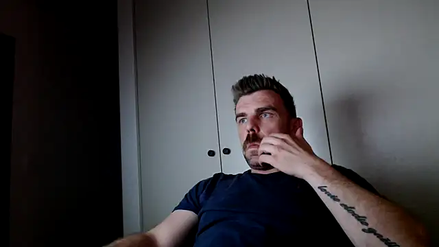 Snapshot of mrbigballs chatting on 5, 5, 2026 mrbigballs online show from 5, 5, 2026