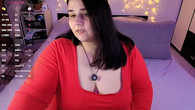 naughtykiss online show from 10, 4, 2026