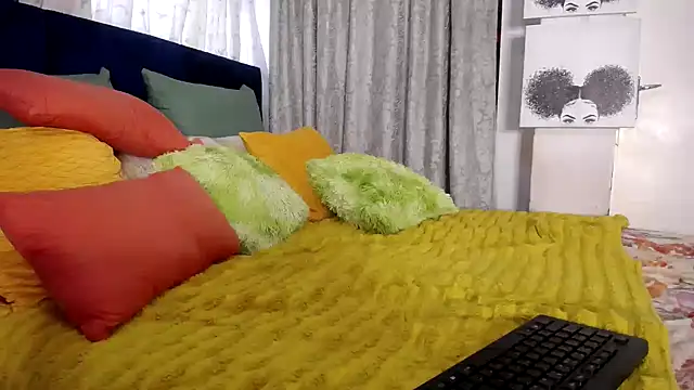 crystalbxx online show from 27, 10, 2025