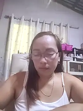 Snapshot of asianwet4u chatting on 25, 9, 2025 asianwet4u online show from 25, 9, 2025