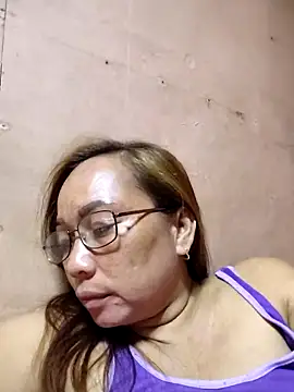 Snapshot of asianwet4u chatting on 25, 10, 2025 asianwet4u online show from 25, 10, 2025