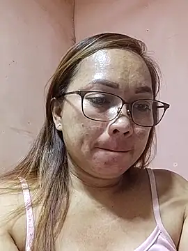 asianwet4u online show from 6, 5, 2026