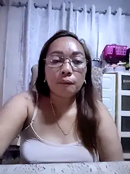 Snapshot of asianwet4u chatting on 8, 10, 2025 asianwet4u online show from 8, 10, 2025