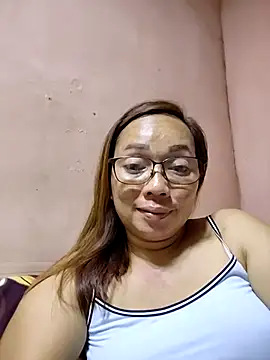 asianwet4u online show from 11, 5, 2026