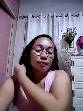 Snapshot of asianwet4u chatting on 5, 10, 2025 asianwet4u online show from 5, 10, 2025