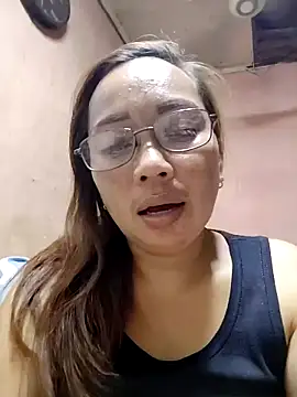 Snapshot of asianwet4u chatting on 13, 11, 2025 asianwet4u online show from 13, 11, 2025