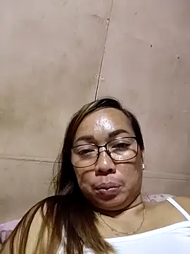 asianwet4u online show from 4, 3, 2026