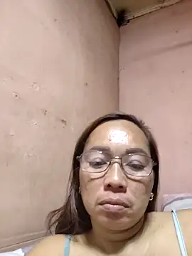 Snapshot of asianwet4u chatting on 2, 11, 2025 asianwet4u online show from 2, 11, 2025