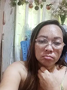 Snapshot of asianwet4u chatting on 19, 7, 2026 asianwet4u online show from 19, 7, 2026