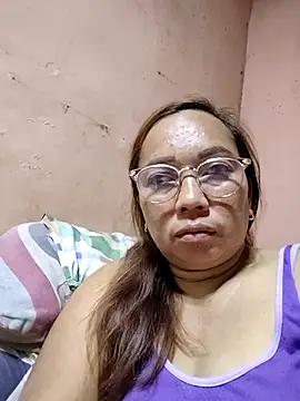 Snapshot of asianwet4u chatting on 5, 11, 2025 asianwet4u online show from 5, 11, 2025