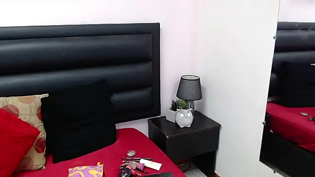 sensual nataliee online show from 27, 11, 2025