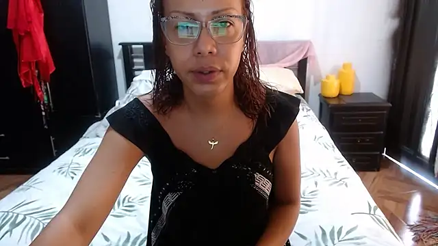 sensual nataliee online show from 8, 10, 2025