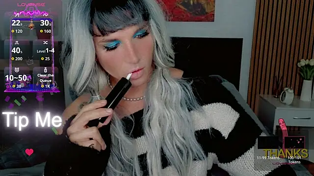 Snapshot of HelenSpellman chatting on 25, 5, 2026 HelenSpellman online show from 25, 5, 2026