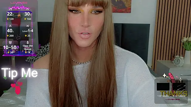 Snapshot of HelenSpellman chatting on 7, 5, 2026 HelenSpellman online show from 7, 5, 2026