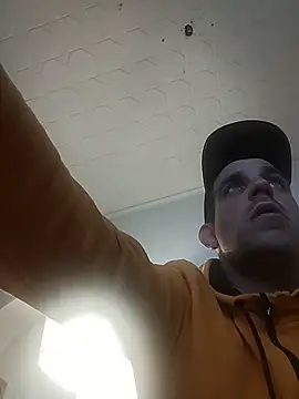 Codymc89 online show from 4, 12, 2025