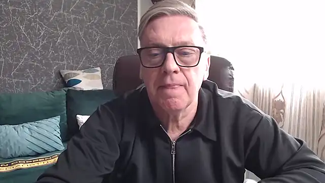 Snapshot of RobertStripX chatting on 28, 2, 2026 RobertStripX online show from 28, 2, 2026