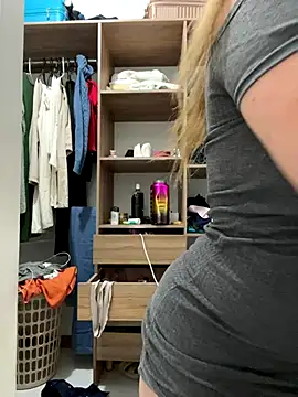 moniquerainx online show from 7, 11, 2025