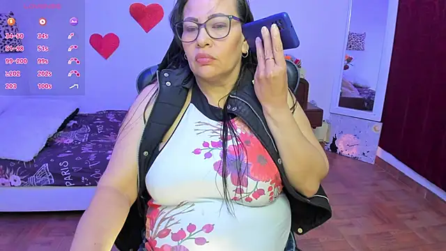 esmeralda milf online show from 23, 3, 2026