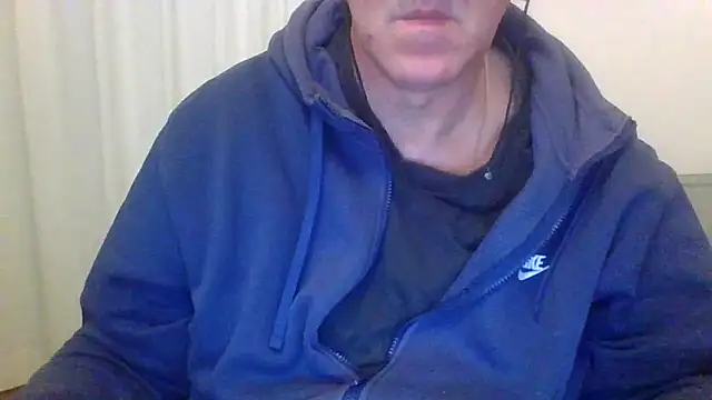 ANONIMO7735 online show from 4, 11, 2025