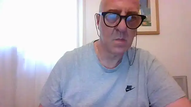 ANONIMO7735 online show from 11, 6, 2026
