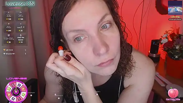 Snapshot of JohansonKatie chatting on 17, 2, 2025 JohansonKatie online show from 17, 2, 2025