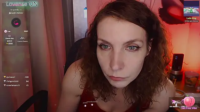 Snapshot of JohansonKatie chatting on 9, 3, 2025 JohansonKatie online show from 9, 3, 2025