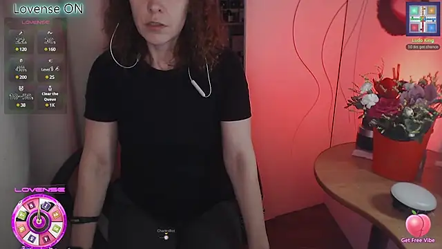 Snapshot of JohansonKatie chatting on 17, 2, 2025 JohansonKatie online show from 17, 2, 2025