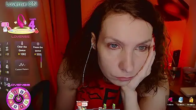 Snapshot of JohansonKatie chatting on 11, 3, 2025 JohansonKatie online show from 11, 3, 2025