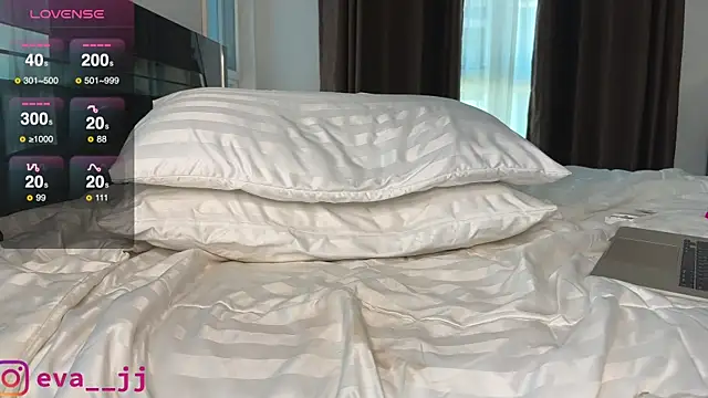 Snapshot of Eva_JJ chatting on 19, 2, 2025 Eva JJ online show from 19, 2, 2025