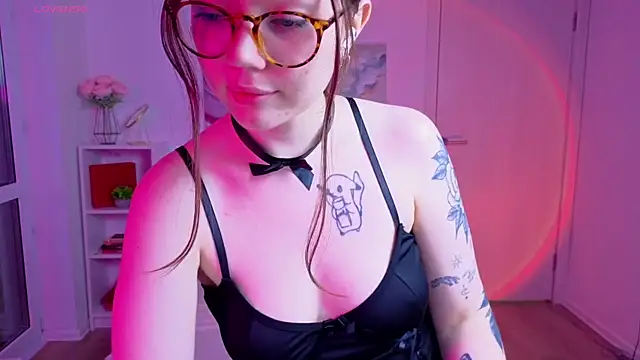 MilenaSaint online show from 16, 10, 2025