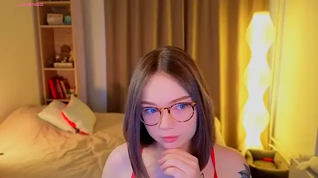 MilenaSaint online show from 3, 4, 2026