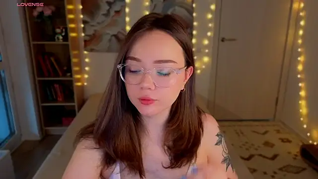 Snapshot of MilenaSaint chatting on 30, 6, 2026 MilenaSaint online show from 30, 6, 2026