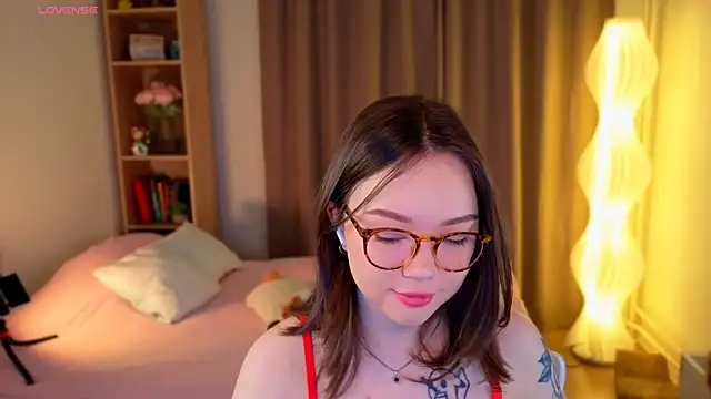 MilenaSaint online show from 14, 2, 2026