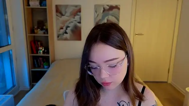 MilenaSaint online show from 11, 5, 2026