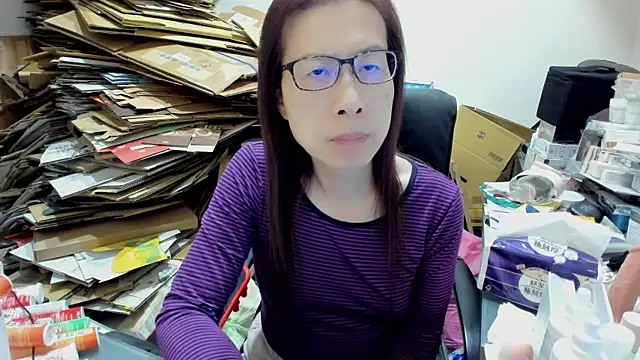 TiffanyC 4772 online show from 26, 1, 2025