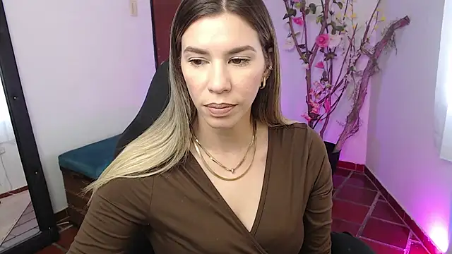 ms sofia x online show from 25, 9, 2025