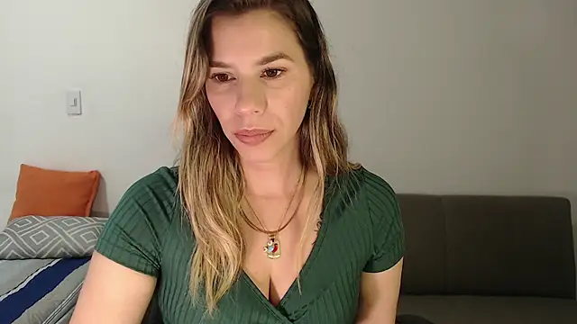 ms sofia x online show from 1, 10, 2025