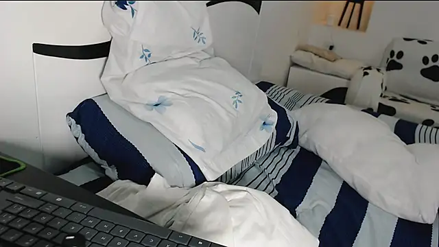 yina-rosse online show from 13, 10, 2025