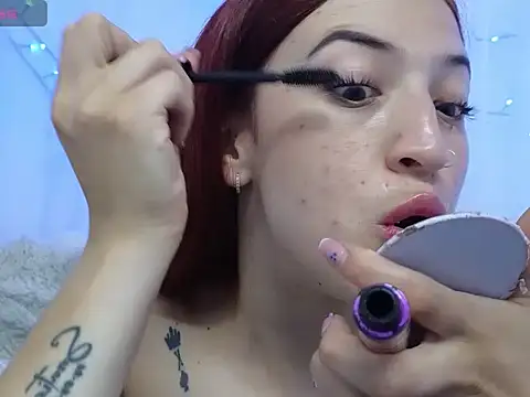 Snapshot of ninaa_fox chatting on 4, 6, 2026 ninaa fox online show from 4, 6, 2026